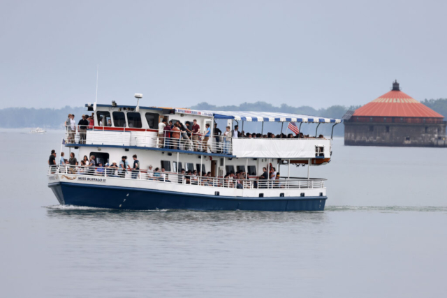 TechBuffalo PowerUpTech Boat Ride/Ice Cream